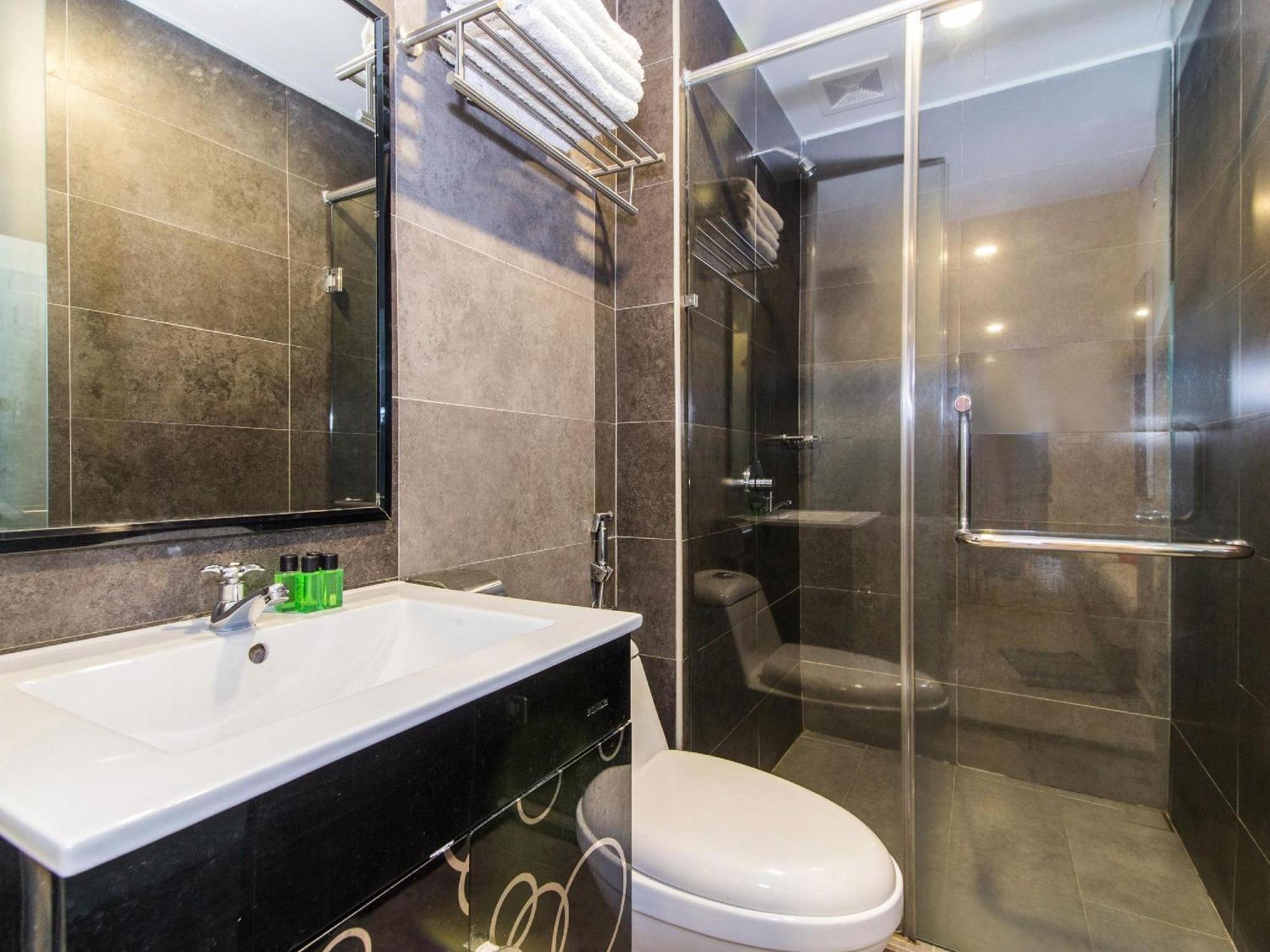 โอโย 340 คอมฟอร์ต โฮเต็ล Hotel Kampong Batu Belah ภายนอก รูปภาพ