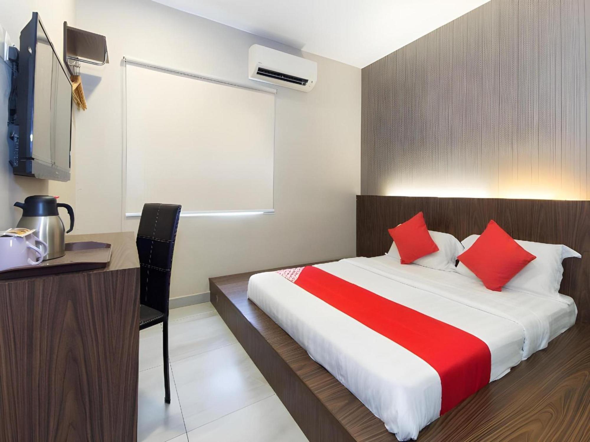 โอโย 340 คอมฟอร์ต โฮเต็ล Hotel Kampong Batu Belah ภายนอก รูปภาพ