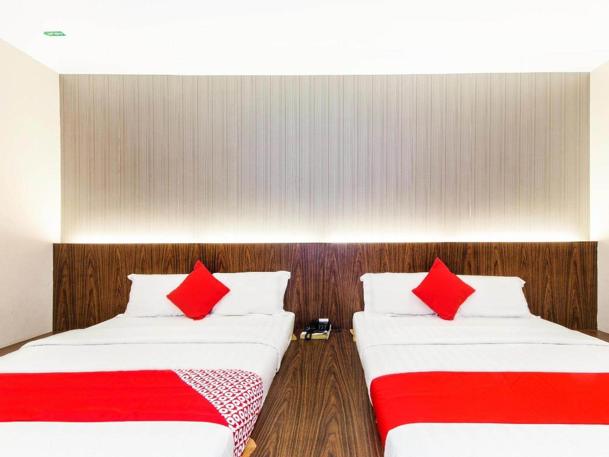 โอโย 340 คอมฟอร์ต โฮเต็ล Hotel Kampong Batu Belah ภายนอก รูปภาพ
