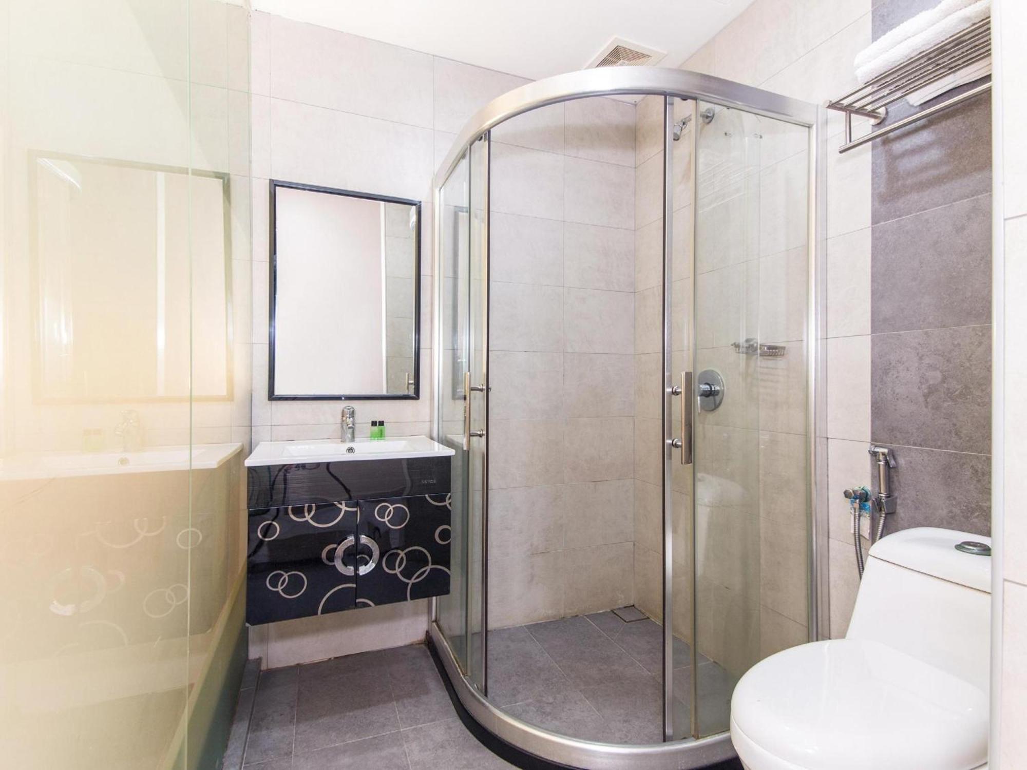 โอโย 340 คอมฟอร์ต โฮเต็ล Hotel Kampong Batu Belah ภายนอก รูปภาพ