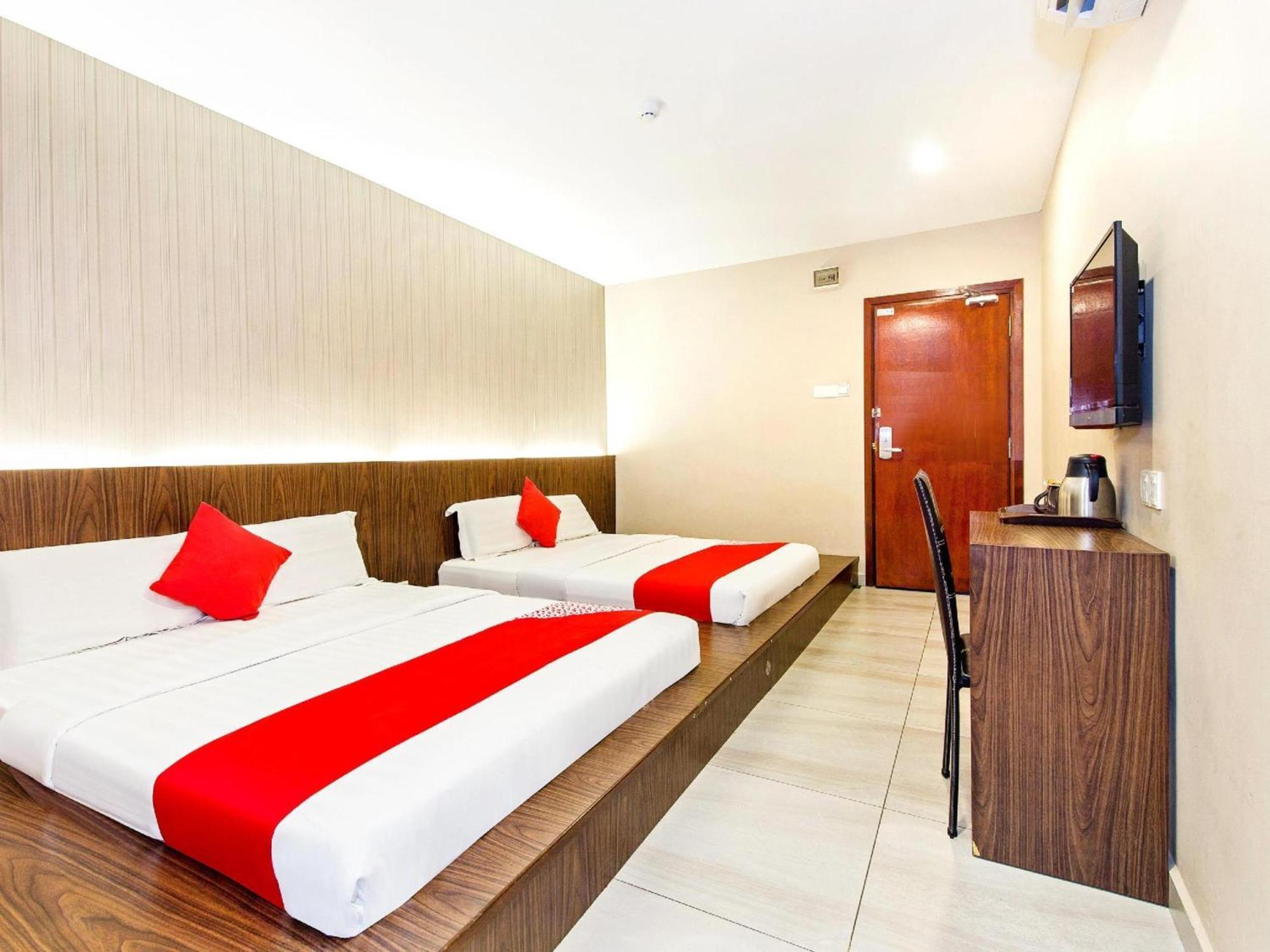 โอโย 340 คอมฟอร์ต โฮเต็ล Hotel Kampong Batu Belah ภายนอก รูปภาพ