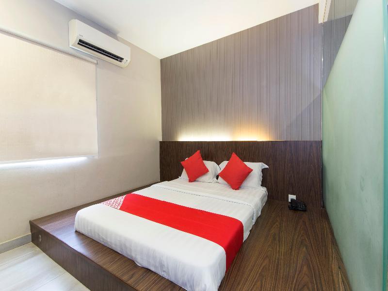โอโย 340 คอมฟอร์ต โฮเต็ล Hotel Kampong Batu Belah ภายนอก รูปภาพ